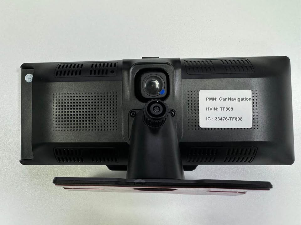 10.26 Inch Wireless Apple Car Play and Android Auto Screen with 4K Dash cam and real camera