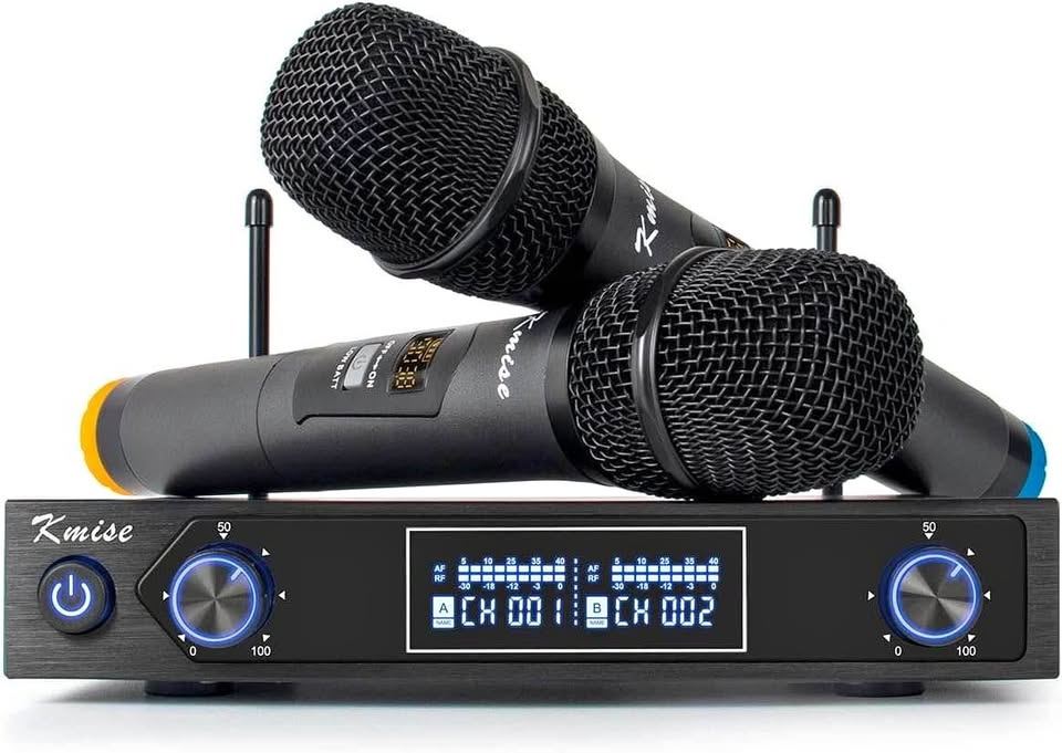 卡拉OK无线麦克风系统,UHF专业手持式动圈无线麦克风系统,适用于专业演出主持人、户外婚礼、会议、卡拉OK、教堂、演讲、晚宴等场合。