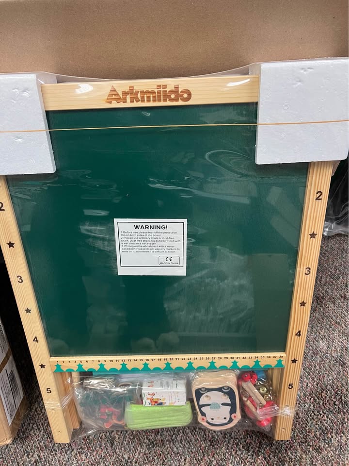 Brand new sealed 🎨 2-in-1 Double-Sided Easel