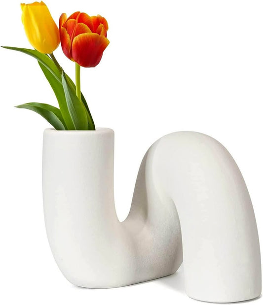 White Ceramic Vase for Home Decor Twist Pipe Shaped Modern Vase for Flowers Cute Boho Nordic Minimal