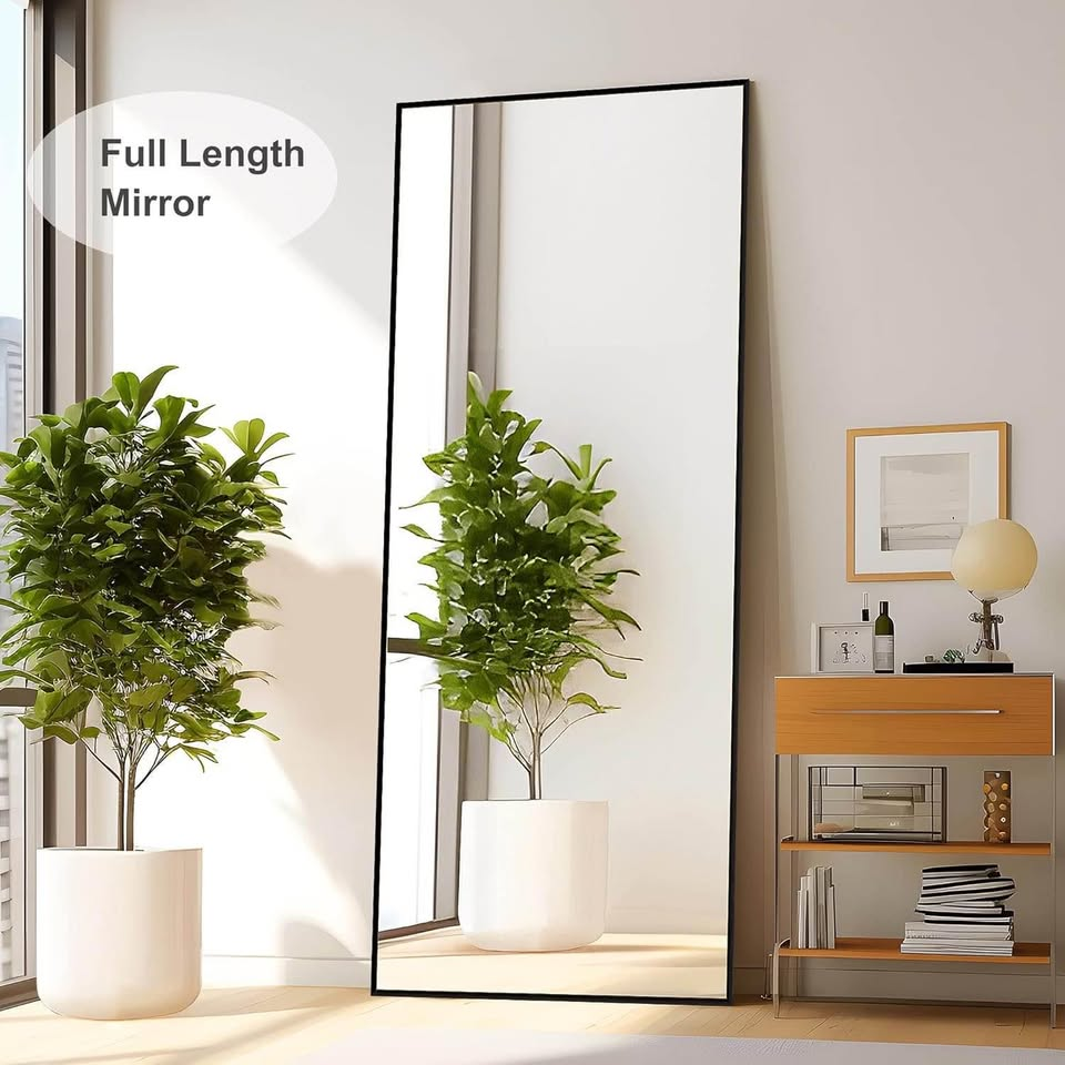 全身落地镜 65”×22” 金属铝合金框架落地镜，带支架，可立式、悬挂式或靠墙放置（黑色）