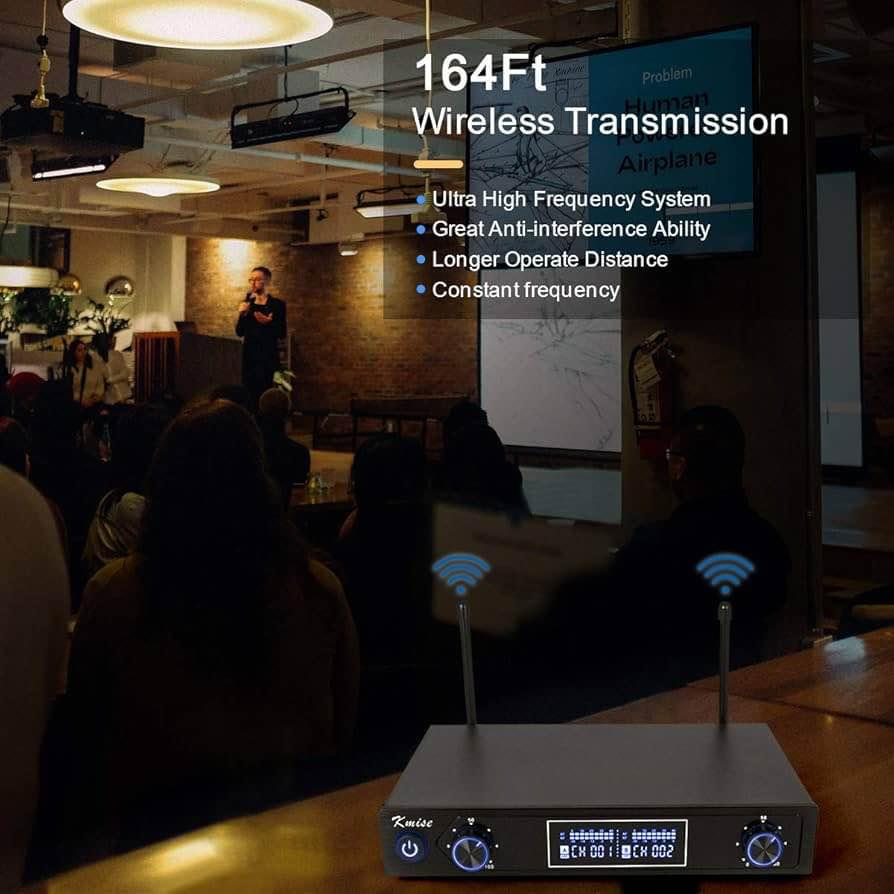 卡拉OK无线麦克风系统，UHF专业手持式动圈无线麦克风系统，适用于专业演出主持人、户外婚礼、会议、卡拉OK、教堂、演讲、晚宴等场合。